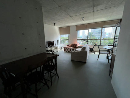 Image 6 - 1025379