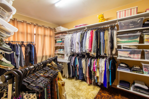 Image 13 - 1025394