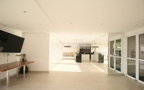 Image 35 - 1025403