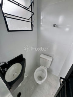 Image 9 - 1025555