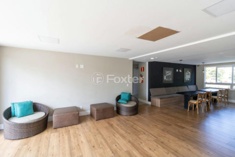 Image 44 - 1025576