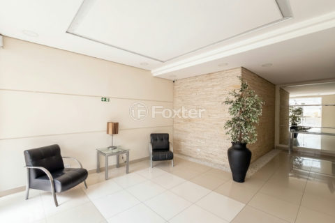 Image 41 - 1025589