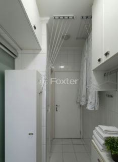 Image 32 - 1025601
