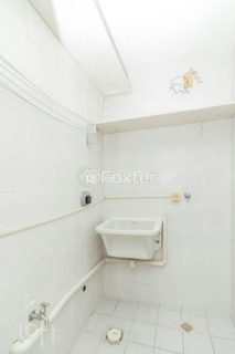Image 30 - 1025604