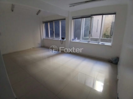 Image 7 - 1025629