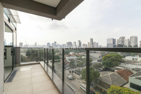 Image 11 - 1025632
