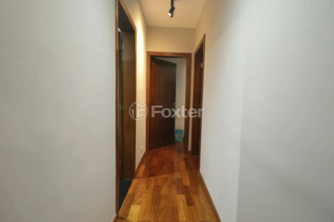Image 9 - 1025641