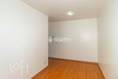 Image 35 - 1025656