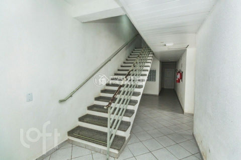 Image 24 - 1025656