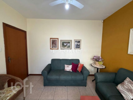 Image 35 - 1025671