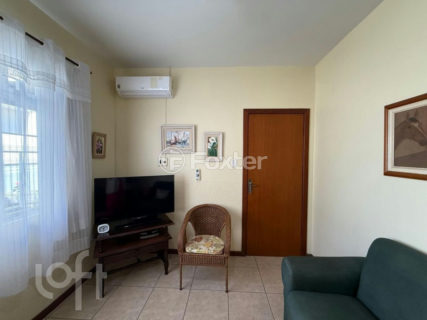 Image 34 - 1025671