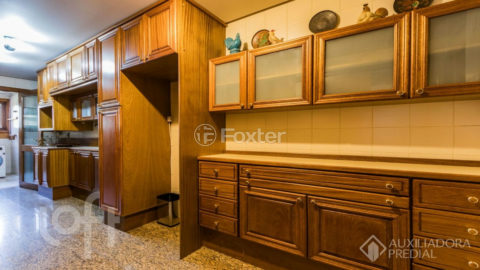 Image 34 - 1025738
