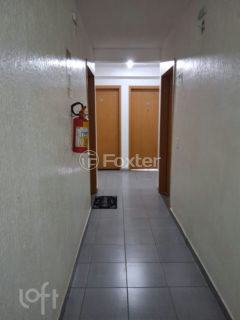 Image 29 - 1025745