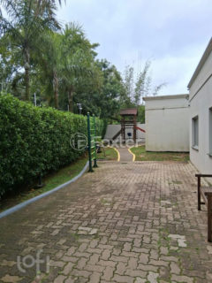 Image 33 - 1025745