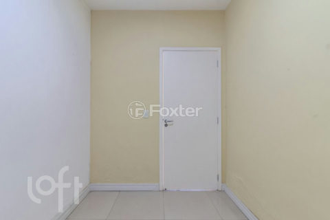 Image 22 - 1025751