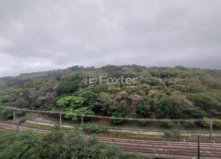 Image 44 - 1025788