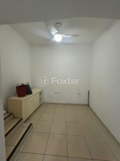 Image 7 - 1025807