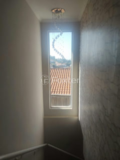 Image 9 - 1025835