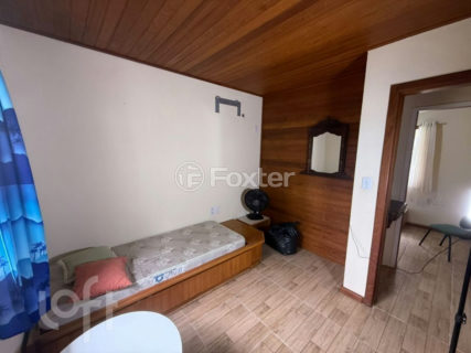 Image 6 - 1025857
