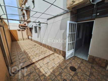 Image 33 - 1025881