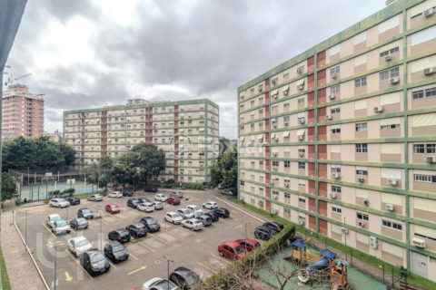 Image 9 - 1025884