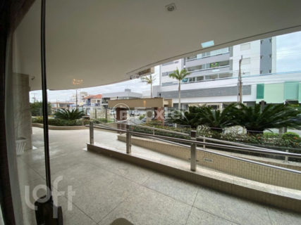 Image 41 - 1025887