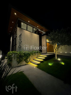 Image 22 - 1025891
