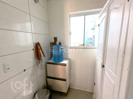 Image 9 - 1025910