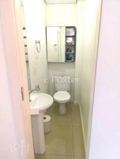 Image 7 - 1025910