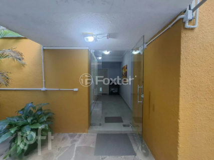 Image 4 - 1025918