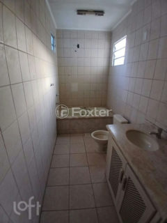 Image 7 - 1025943