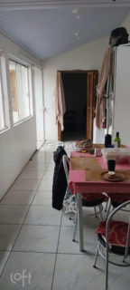 Image 9 - 1025996