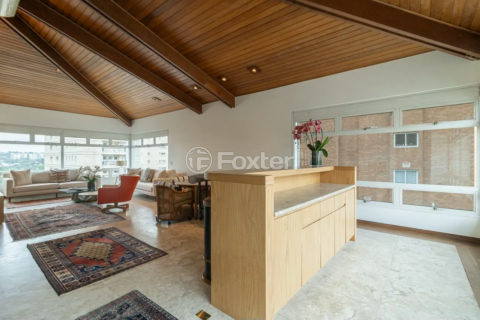 Image 22 - 1026049