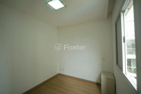 Image 42 - 1026082
