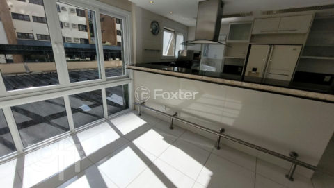 Image 32 - 1026131