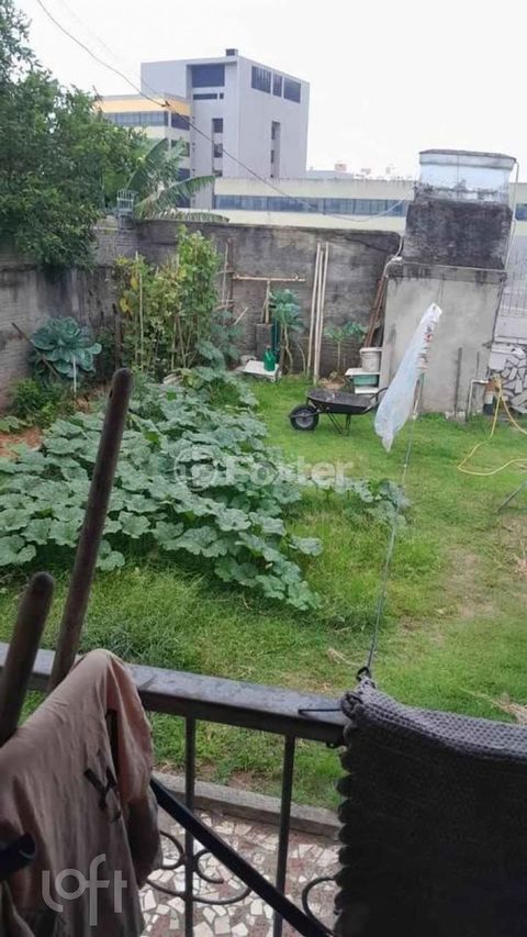 Image 8 - 1026177