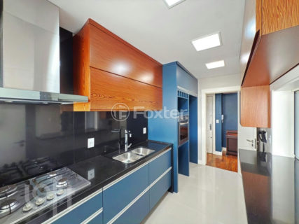 Image 30 - 1026203