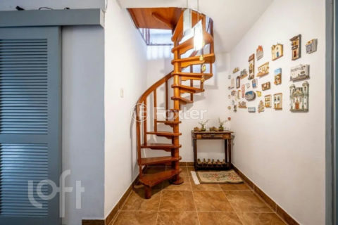 Image 34 - 1026221