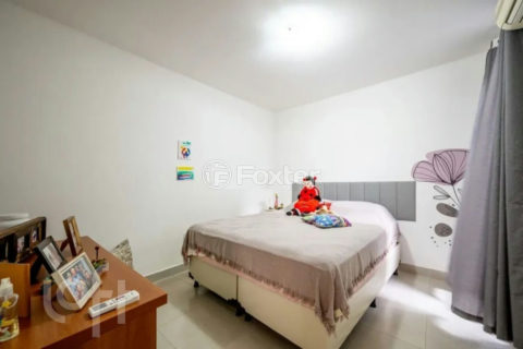 Image 35 - 1026221
