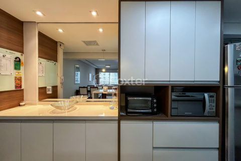 Image 17 - 1026266