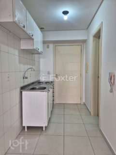 Image 8 - 1026302