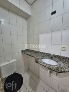 Image 10 - 1026302