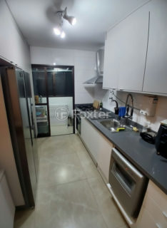 Image 9 - 1026308