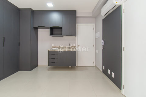 Image 9 - 1026313