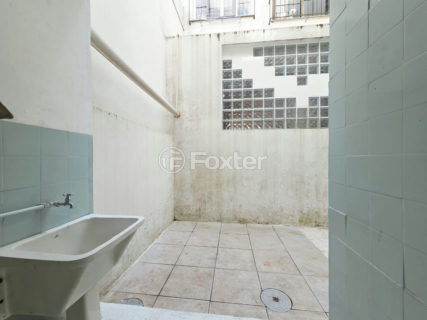 Image 9 - 1026317
