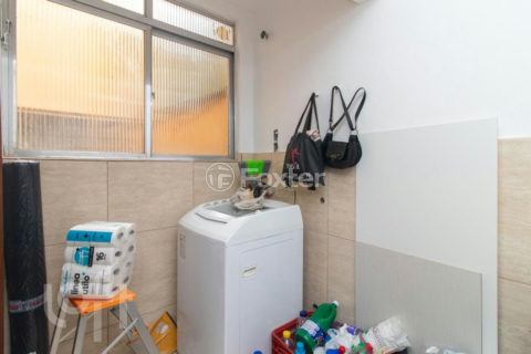 Image 30 - 1026320