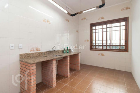 Image 37 - 1026320