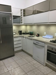 Image 5 - 1026324