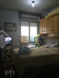 Image 4 - 1026325