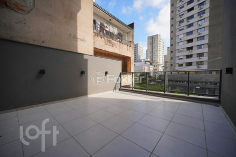 Image 32 - 1026335
